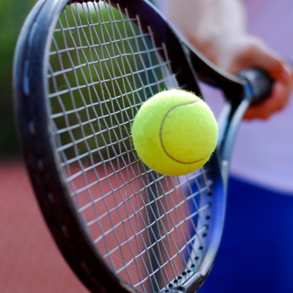 ¿Cuántas calorías se queman jugando al tenis?