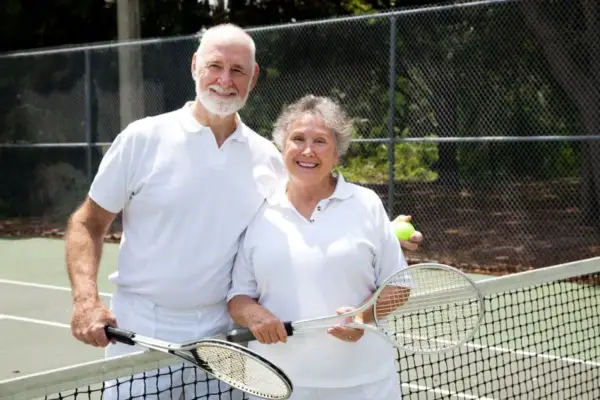 Las 5 mejores raquetas de tenis para personas mayores (2022 revisado)