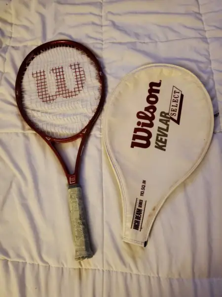 Serie de raquetas de tenis Wilson Naked