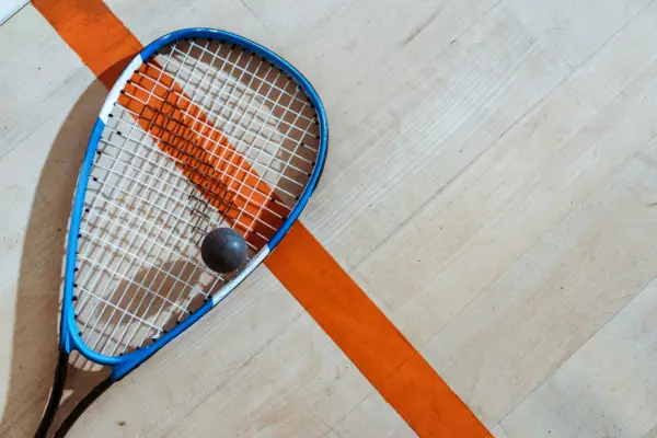 ¿Todas las raquetas de squash son del mismo tamaño?